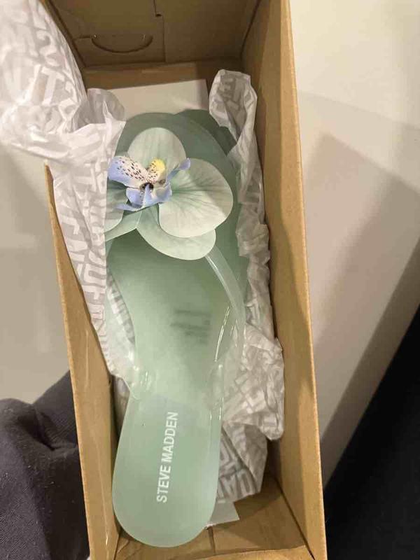 Review Thumbnail Image 0 241456252