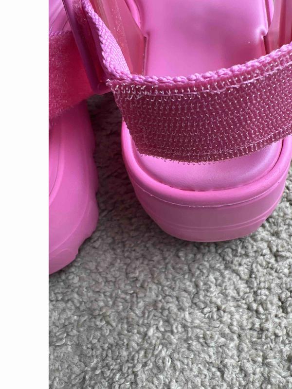 Review Thumbnail Image 1 224784291