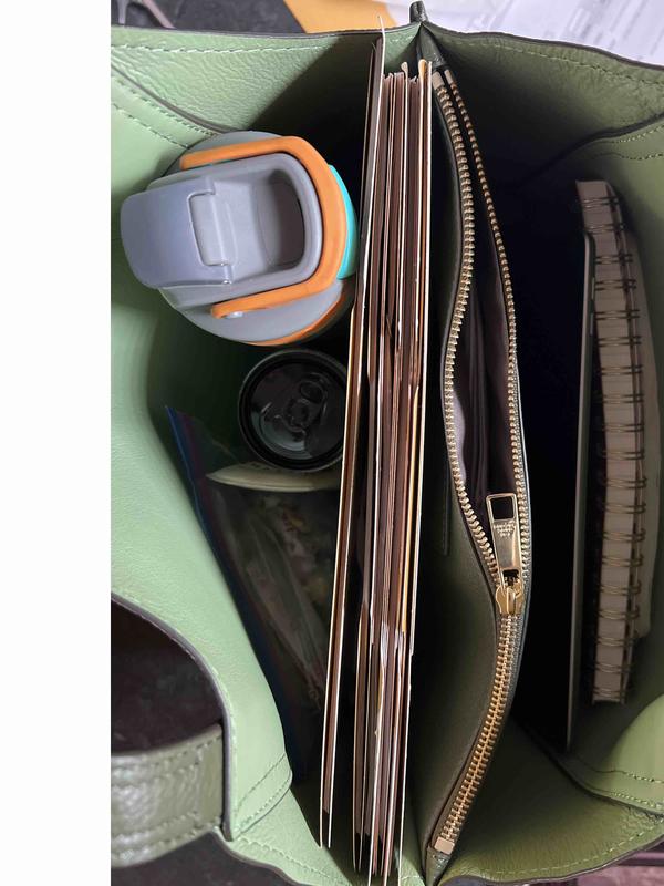 Customer photo for "perfect bag"