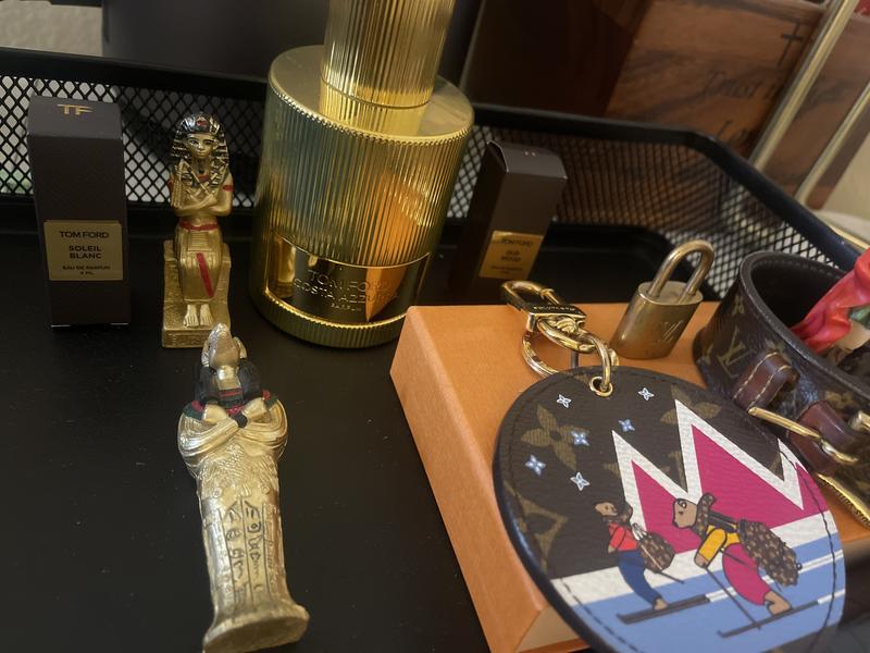 Review Thumbnail Image 0 215677483