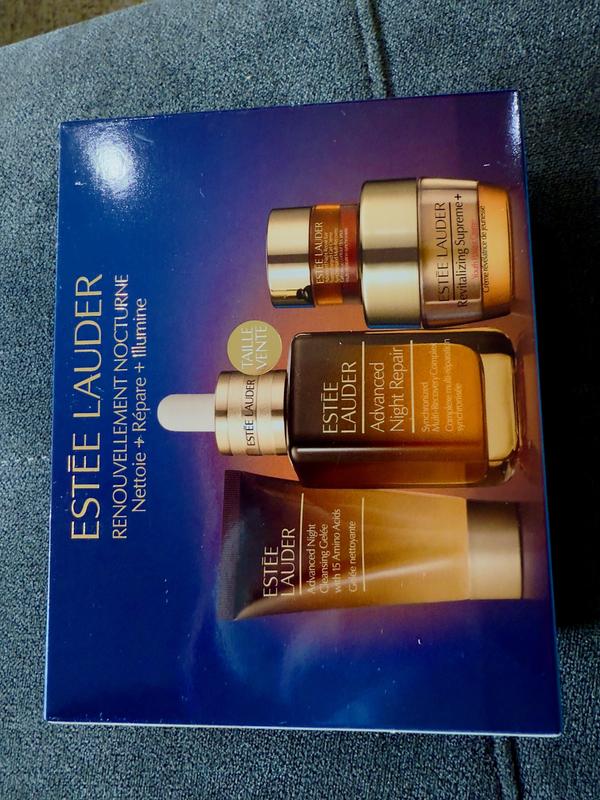 Customer photo for "Hydrated glowy skin"