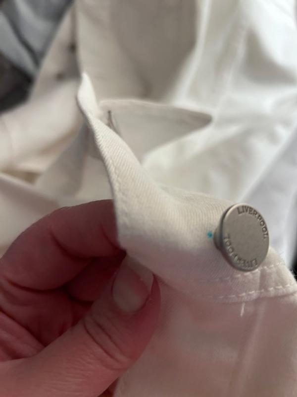 Review Thumbnail Image 0 233080380