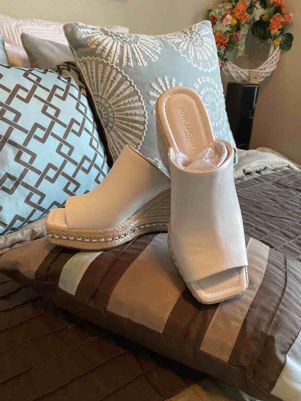 Review Thumbnail Image 0 213904106