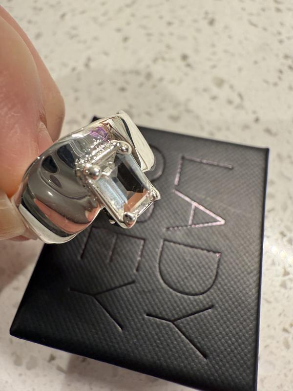 Review Thumbnail Image 0 237603211