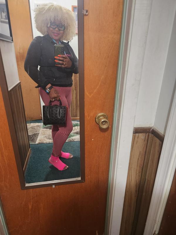 Review Thumbnail Image 0 224266414