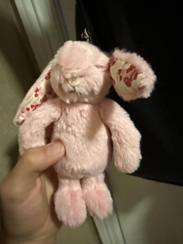 Customer photo for "Perfect backpack key chain for back 2 school"