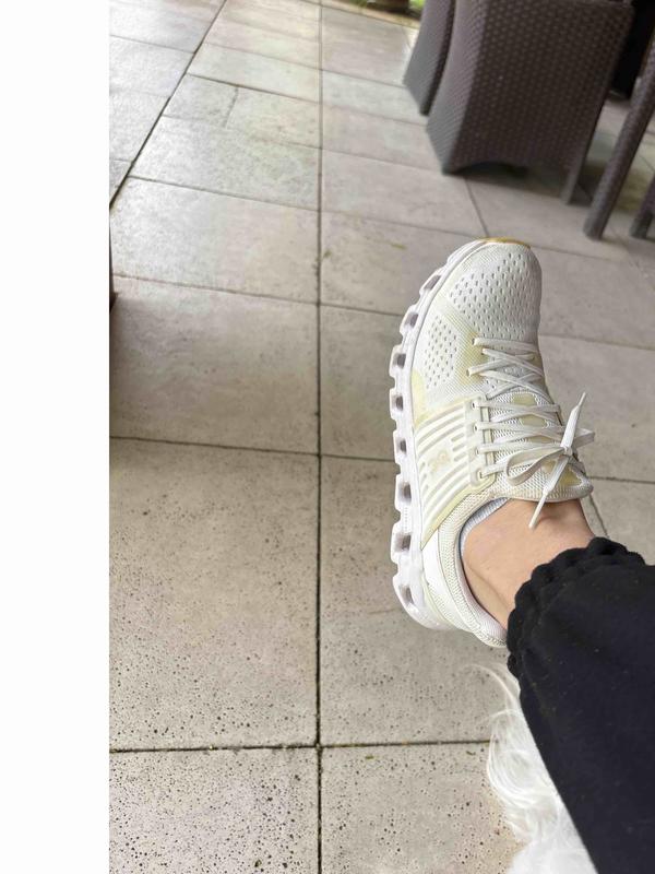 Customer photo for "They turned yellow"