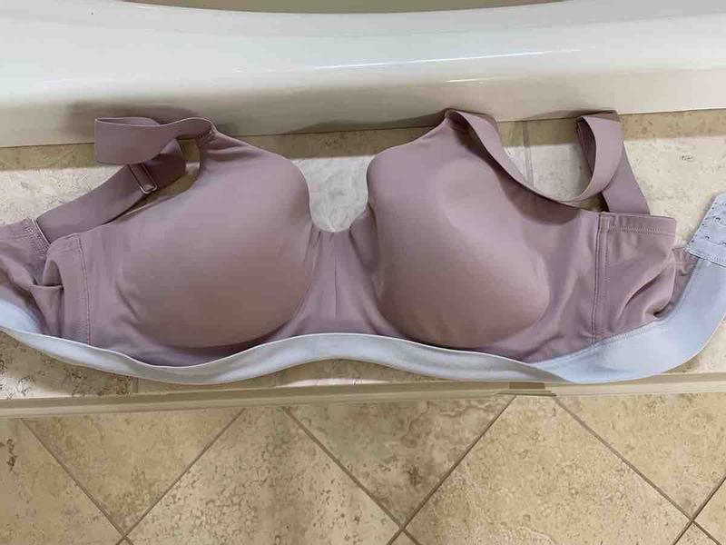 Comfortable but disappointing fit