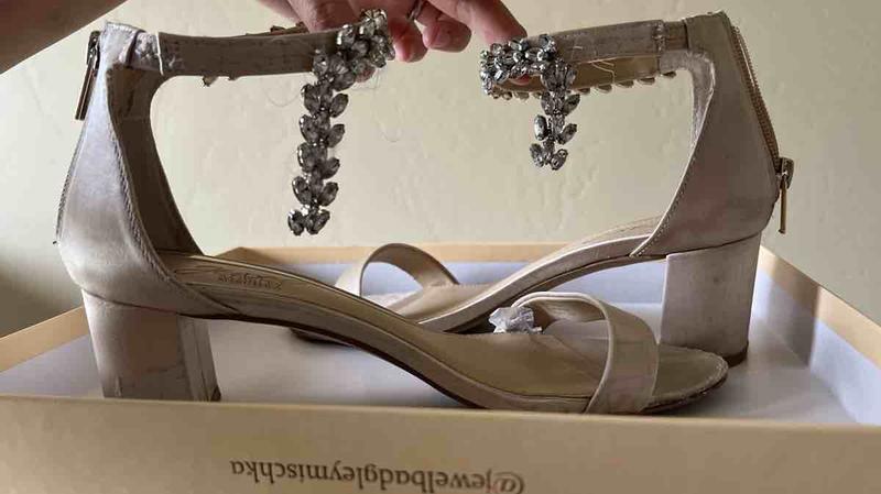 Review Thumbnail Image 0 217516062