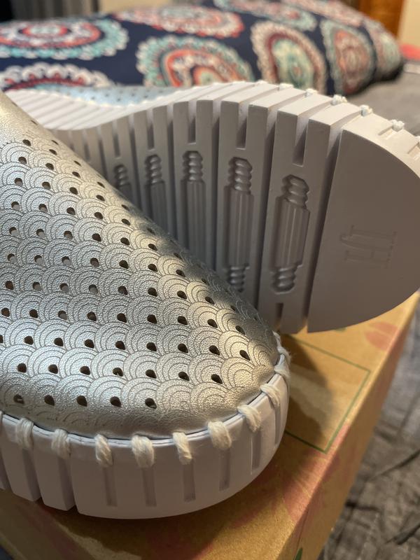 Customer photo for "Live my shoes!"