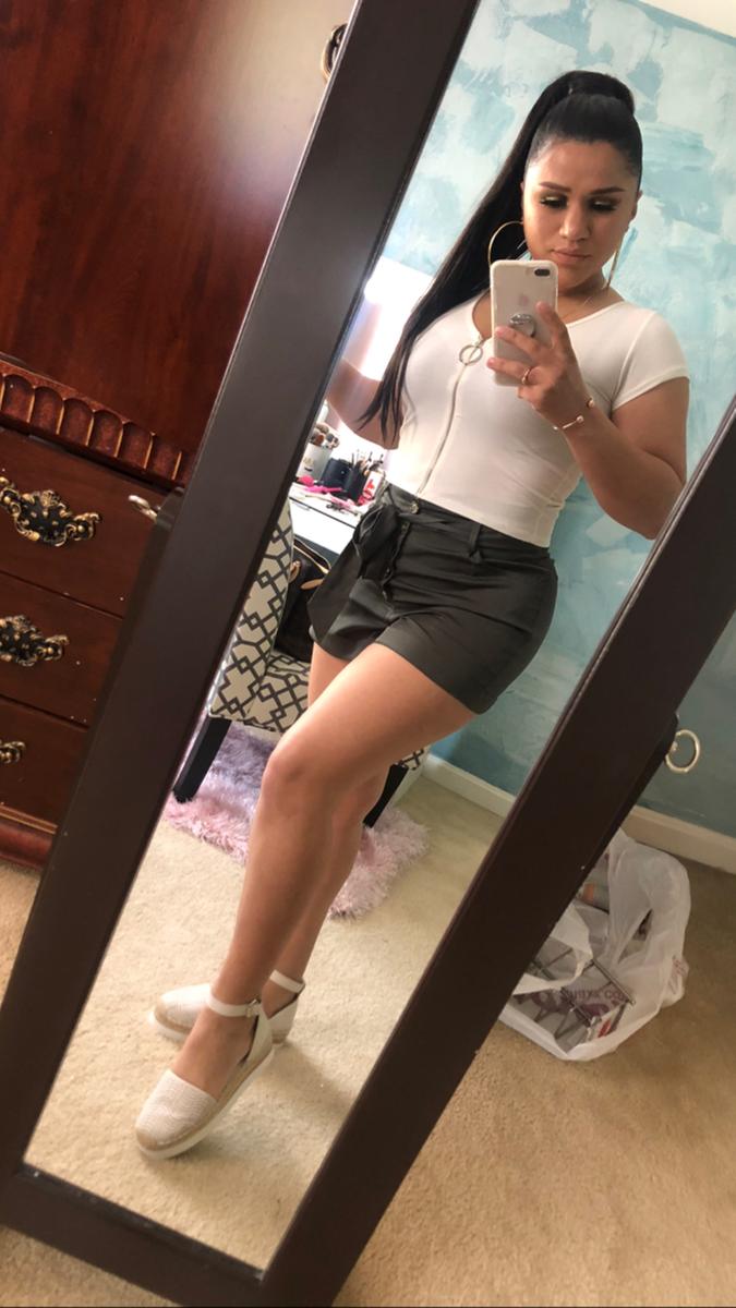 Review Thumbnail Image 0 198196095