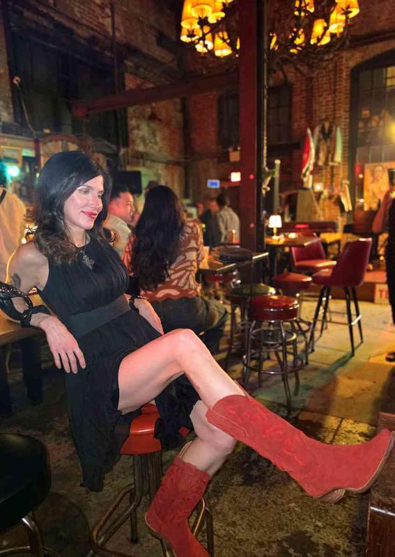 Customer photo for "Lightweight, comfortable, and gloriously fun."