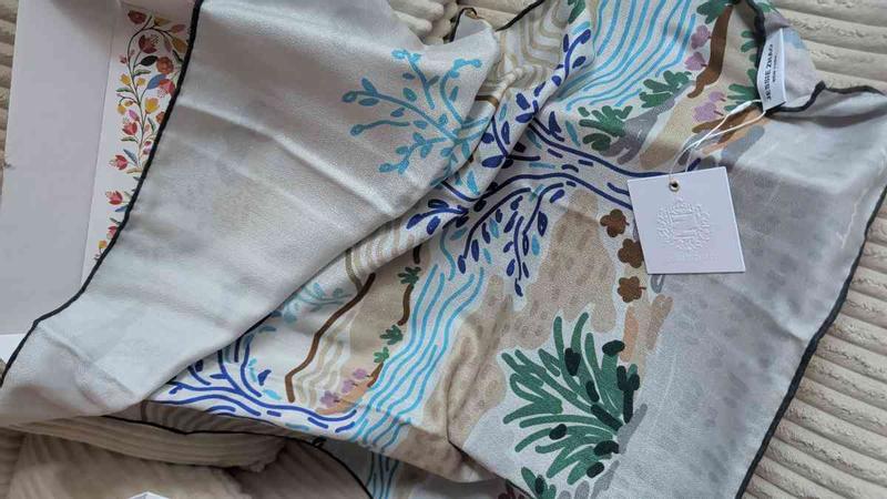 Review Thumbnail Image 1 247880305