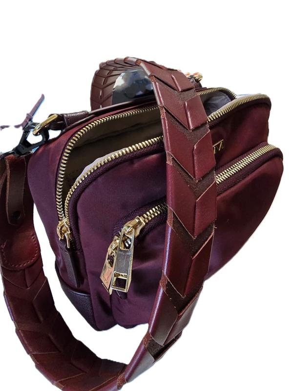 Review Thumbnail Image 0 247312164