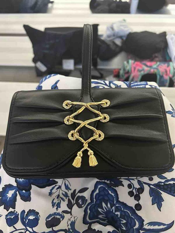 Review Thumbnail Image 0 240570272