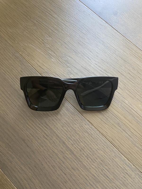 Review Thumbnail Image 1 217593984