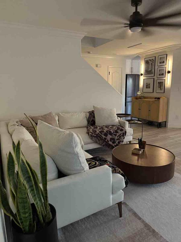 Review Thumbnail Image 0 246000523