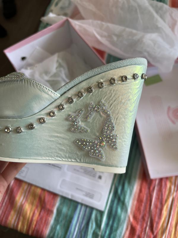 Review Thumbnail Image 0 247690572