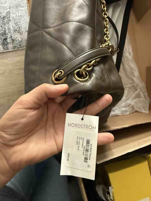 Review Thumbnail Image 3 244819904