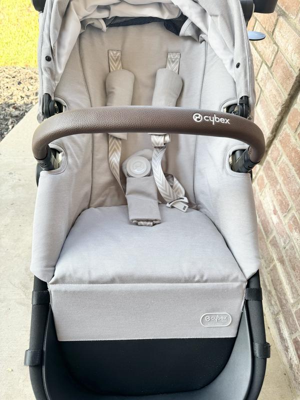 Customer photo for "Smooth stroll & super adorable!"