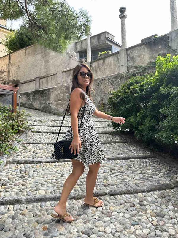 Review Thumbnail Image 0 228501754