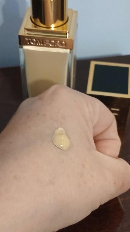 Customer photo for "My new favorite foundation"