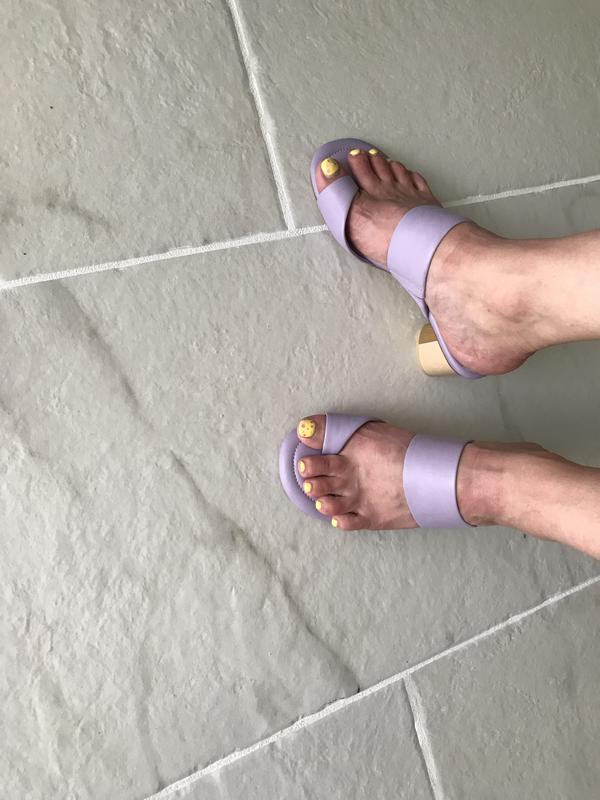 Review Thumbnail Image 2 218818566