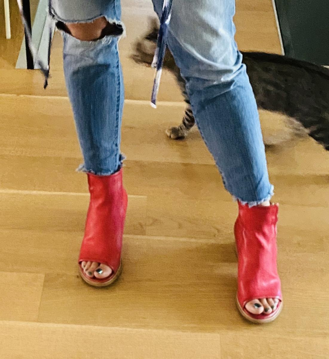 Review Thumbnail Image 0 202057975