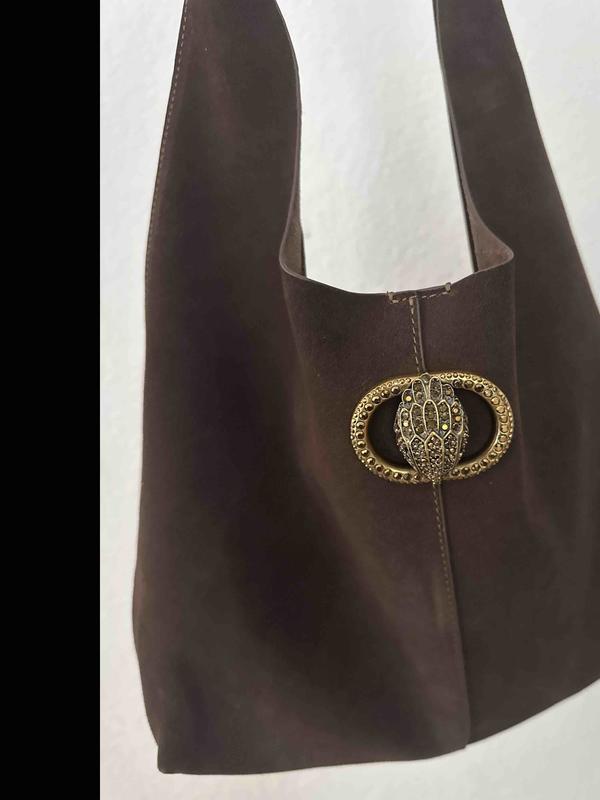 Customer photo for "Beautiful Soft Varsitle Bag"