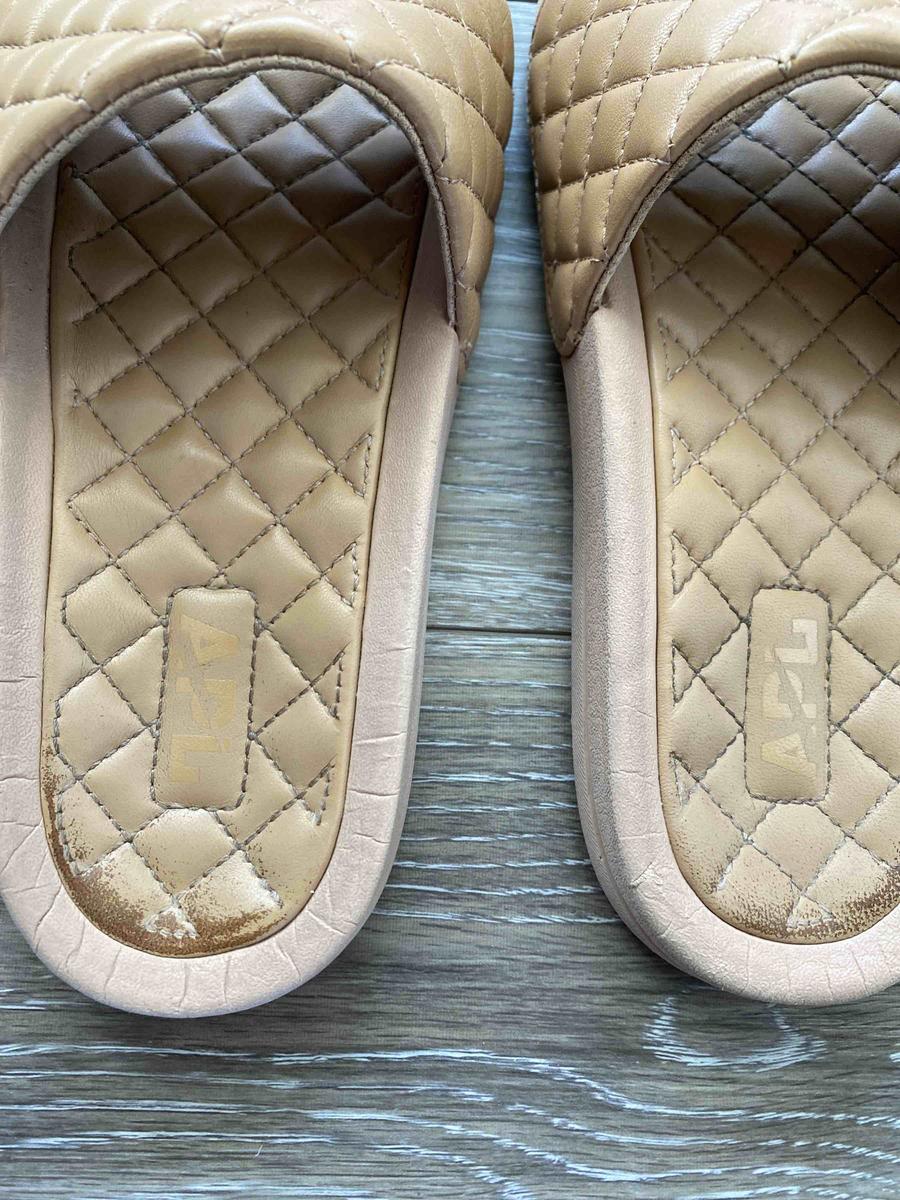 Review Thumbnail Image 0 207668868