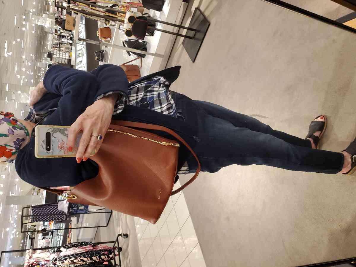 Review Thumbnail Image 0 205140658