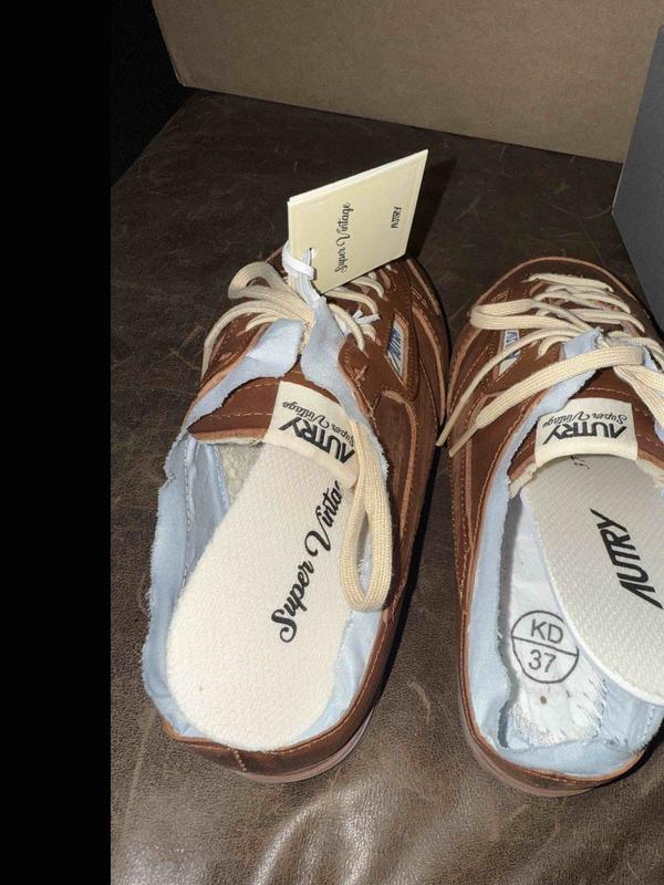 Review Thumbnail Image 1 249080421