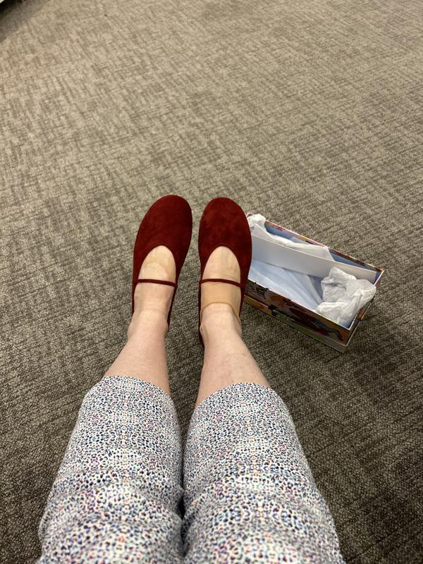 Customer photo for "I have them on right now. May I sleep in them?"