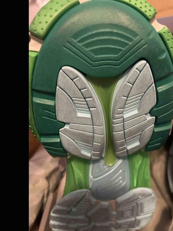 Review Thumbnail Image 2 251672687