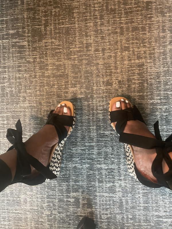 Customer photo for "Best wedges ever!!"