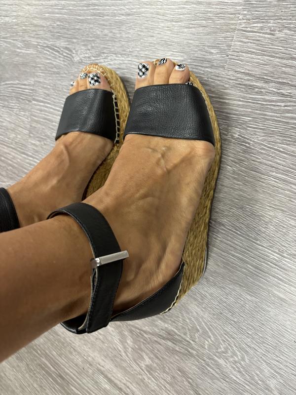 Review Thumbnail Image 2 235587294