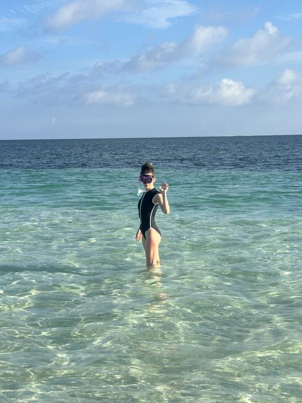 Review Thumbnail Image 0 240771395