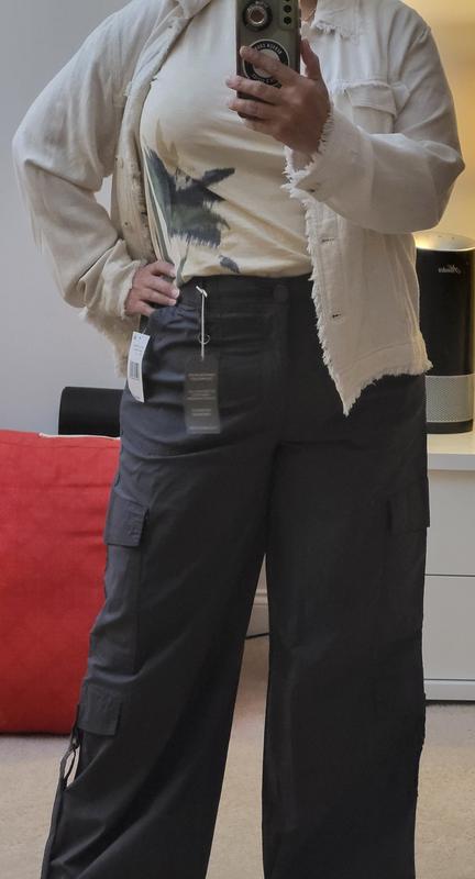 Customer photo for "Great pants, looks fantastic on and fit perfectly"