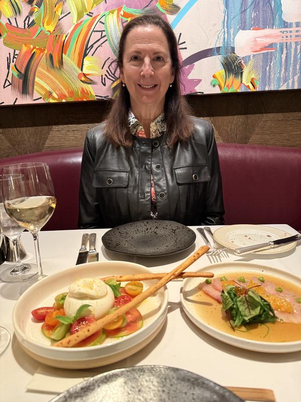 Review Thumbnail Image 1 247710610