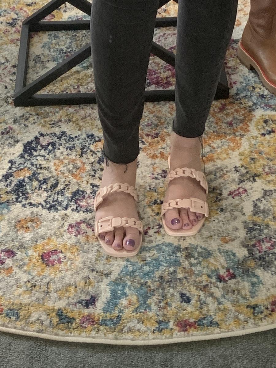 Review Thumbnail Image 0 205220806