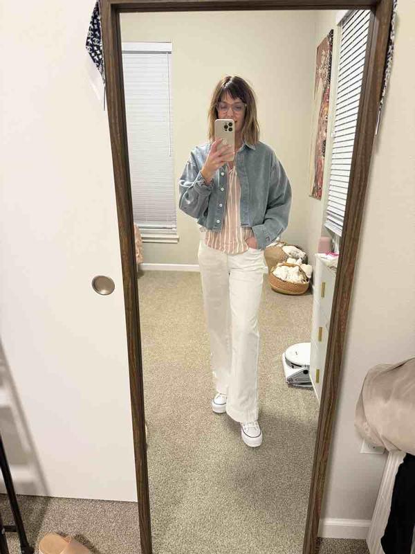 Customer photo for "love!! comfortable and stylish!"