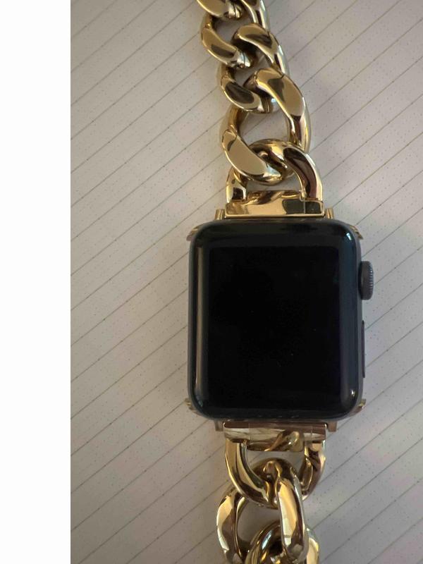 Customer photo for "NOT compatible with ALL Apple Watches."