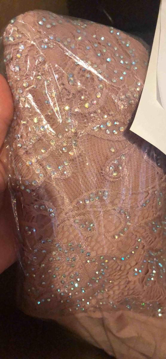 Review Thumbnail Image 0 194012655