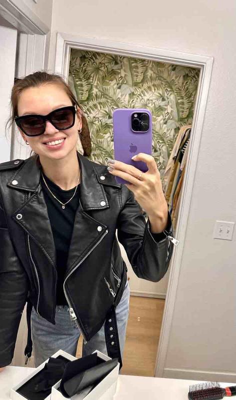 Review Thumbnail Image 0 225244429