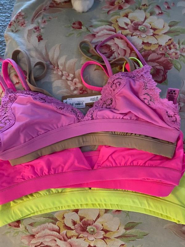 Customer photo for "My new favorite bra!!"