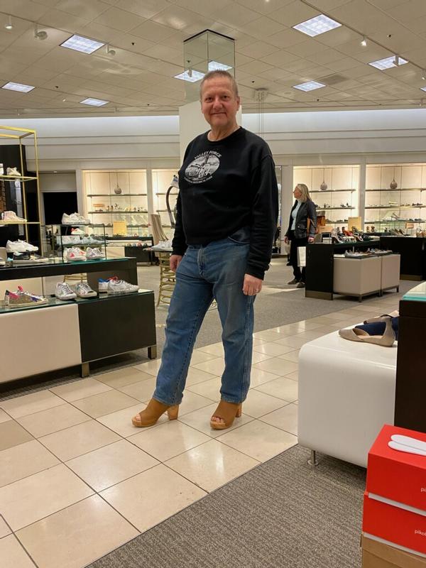 Vert comfy and feel very SeXXXyyy!!