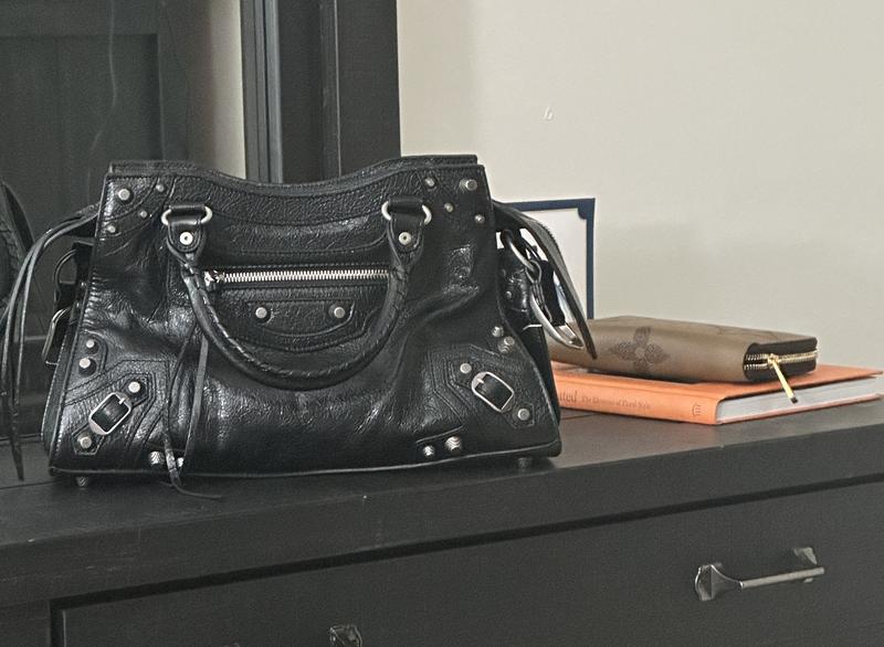 Review Thumbnail Image 0 231050575