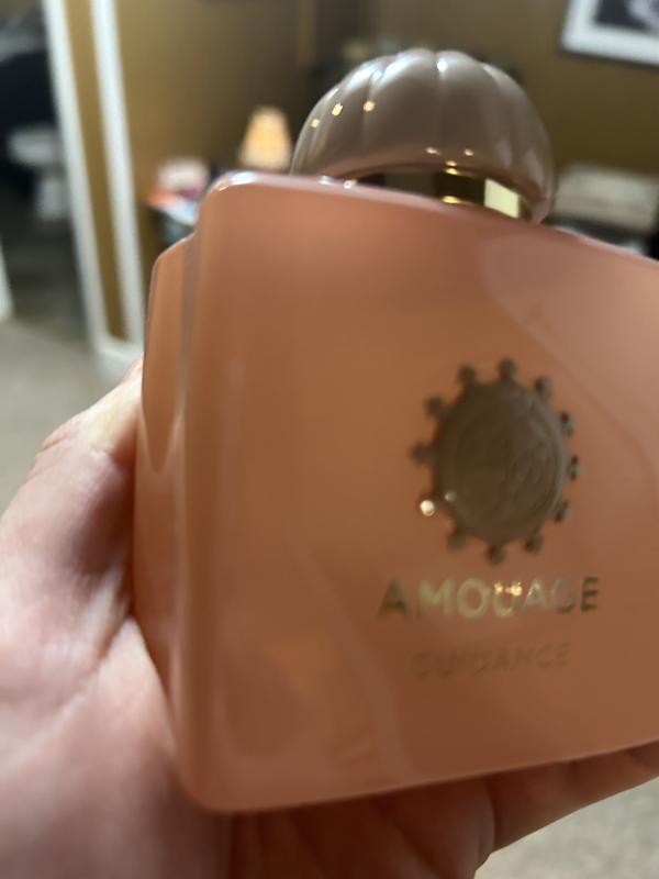 Customer photo for "Very good very unique perfume"