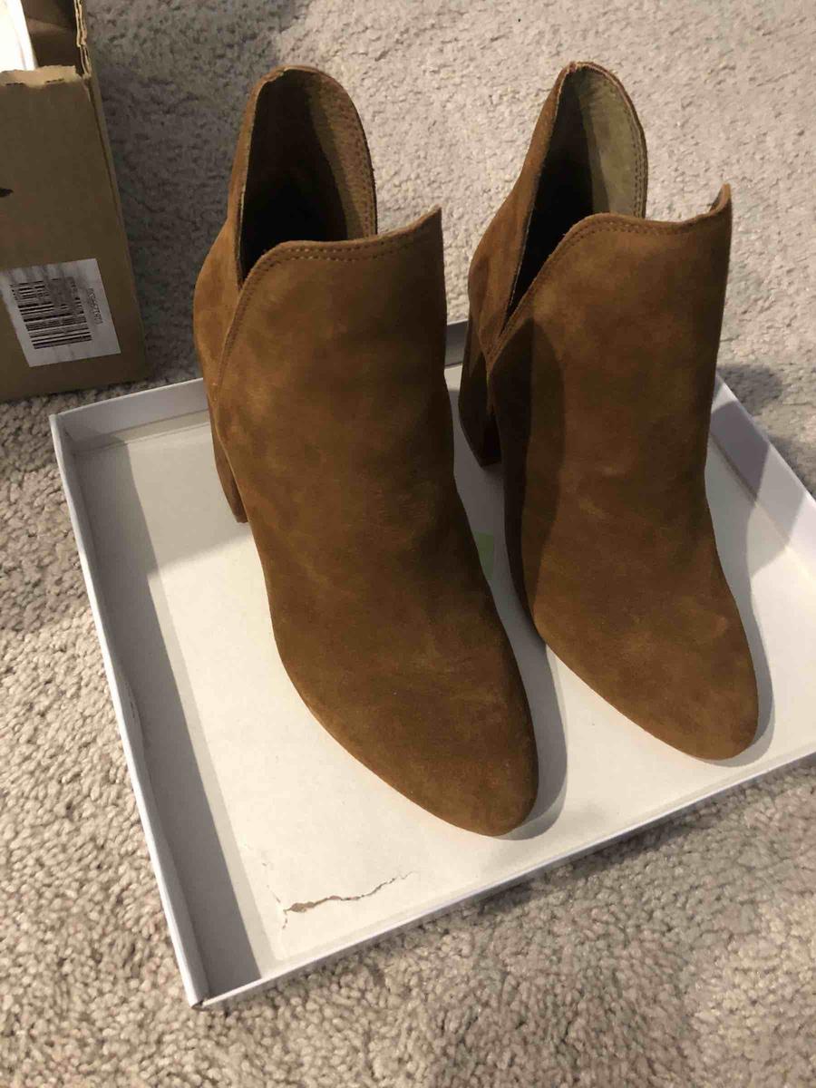Customer photo for "Perfect but received 2 right side"