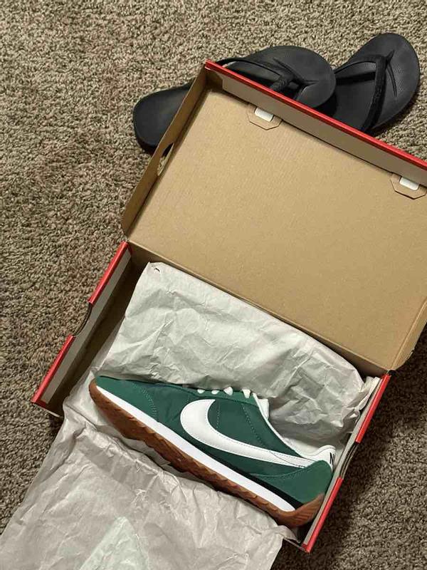 Review Thumbnail Image 0 243346656